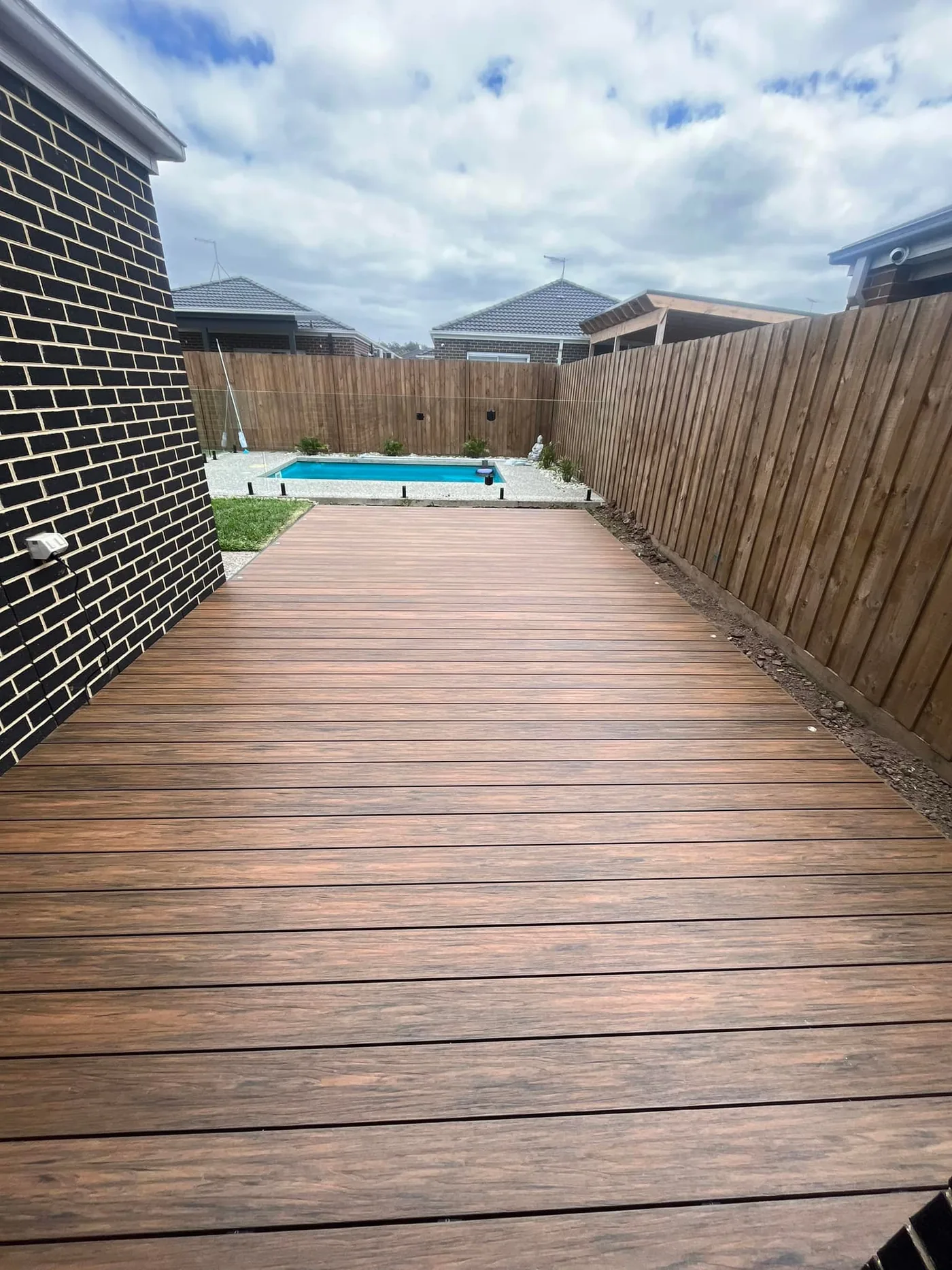The Entrance - Composite Pool Deck
